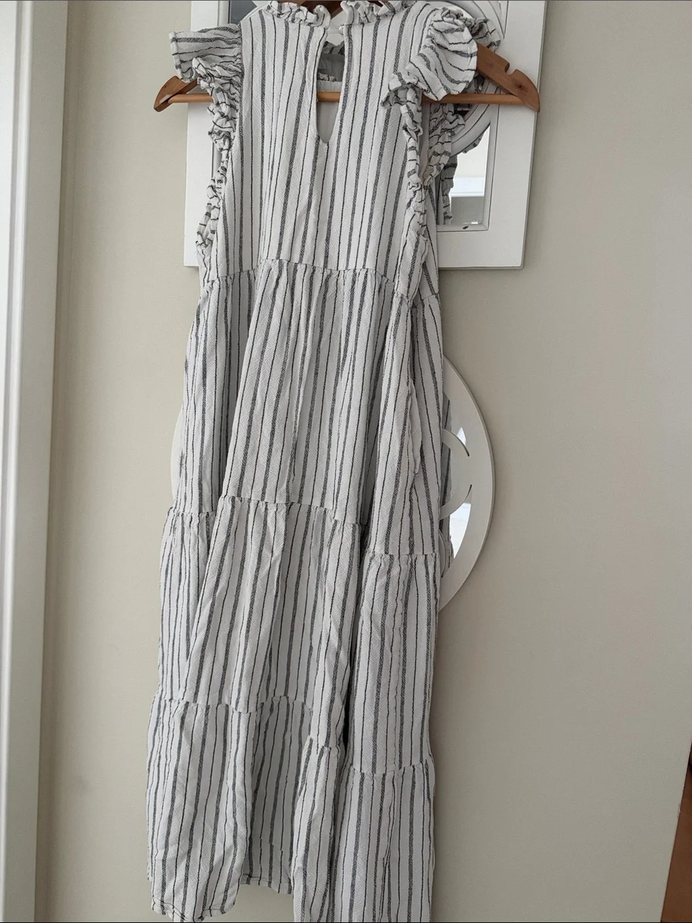 Jacquie the Label Women’s Striped Ruffled Sleeve Maxi Dress - Picture 3 of 4